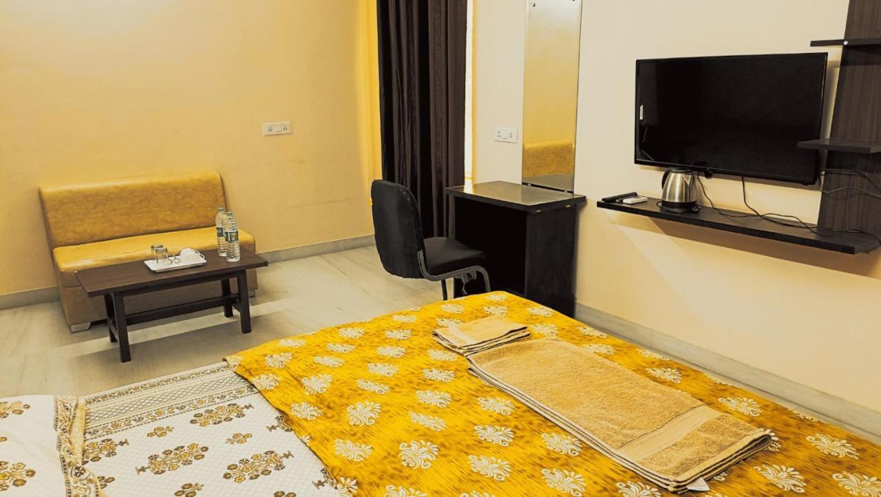 Apartamento Mi Casa Sector 47 Gurgaon Exterior foto