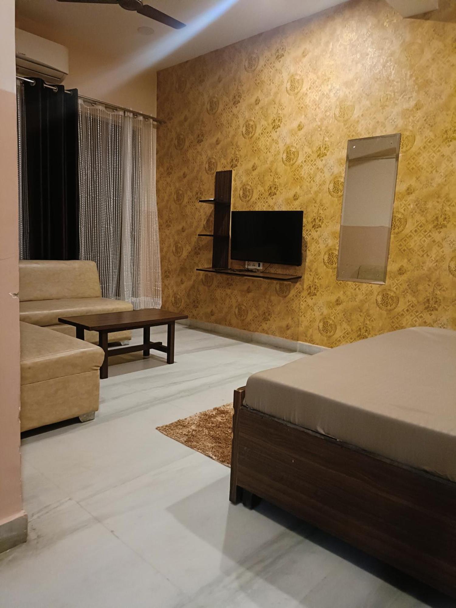 Apartamento Mi Casa Sector 47 Gurgaon Exterior foto