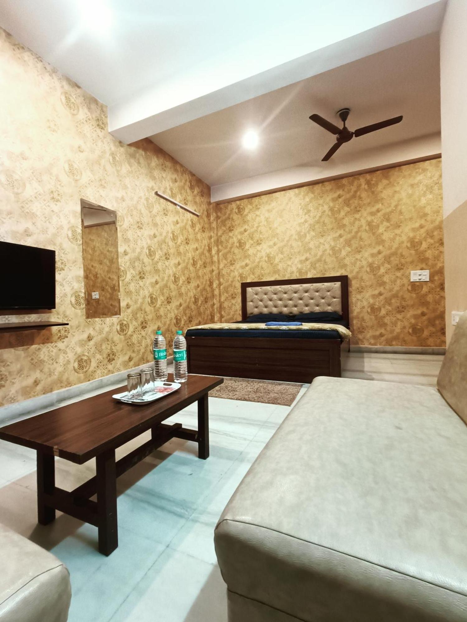 Apartamento Mi Casa Sector 47 Gurgaon Exterior foto