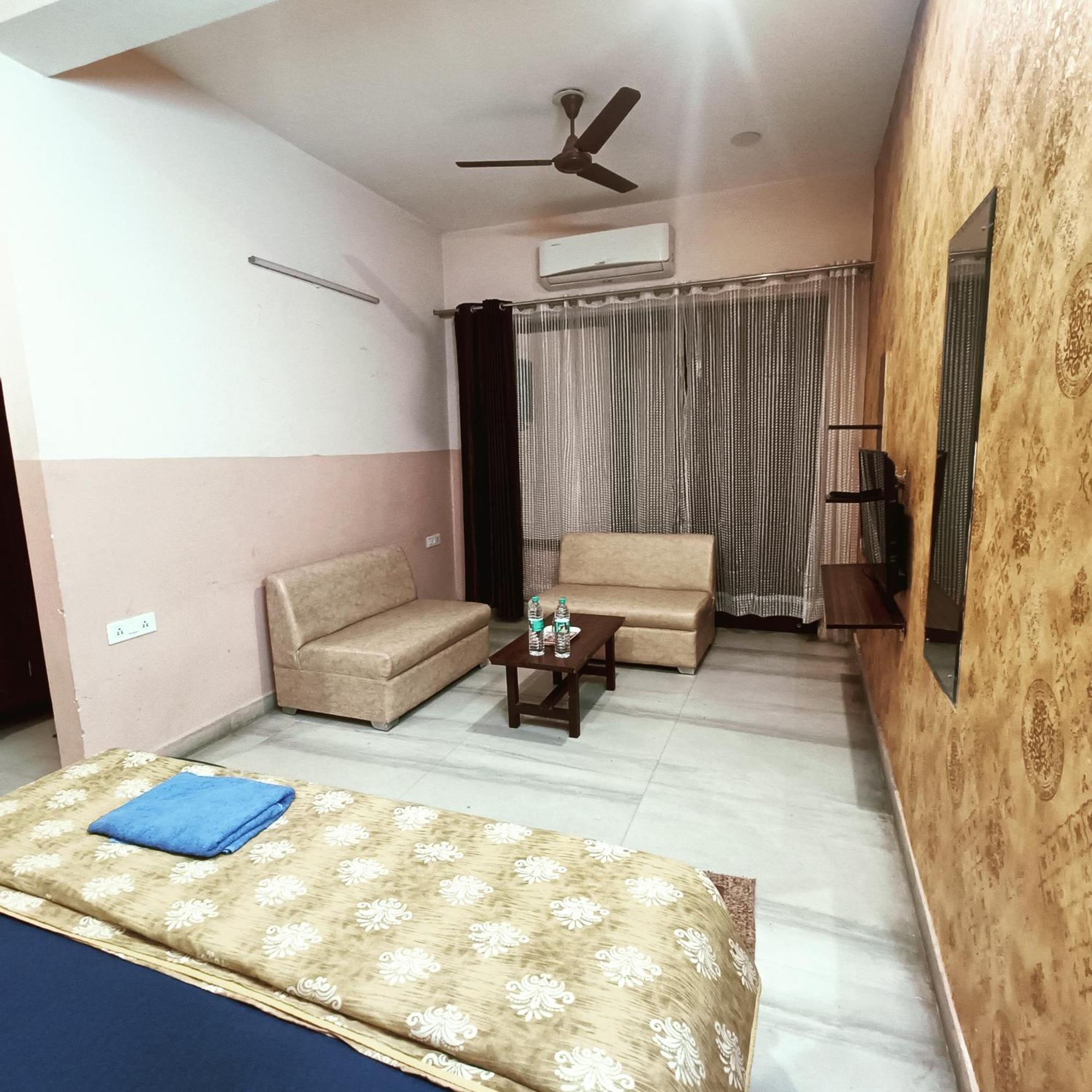 Apartamento Mi Casa Sector 47 Gurgaon Exterior foto