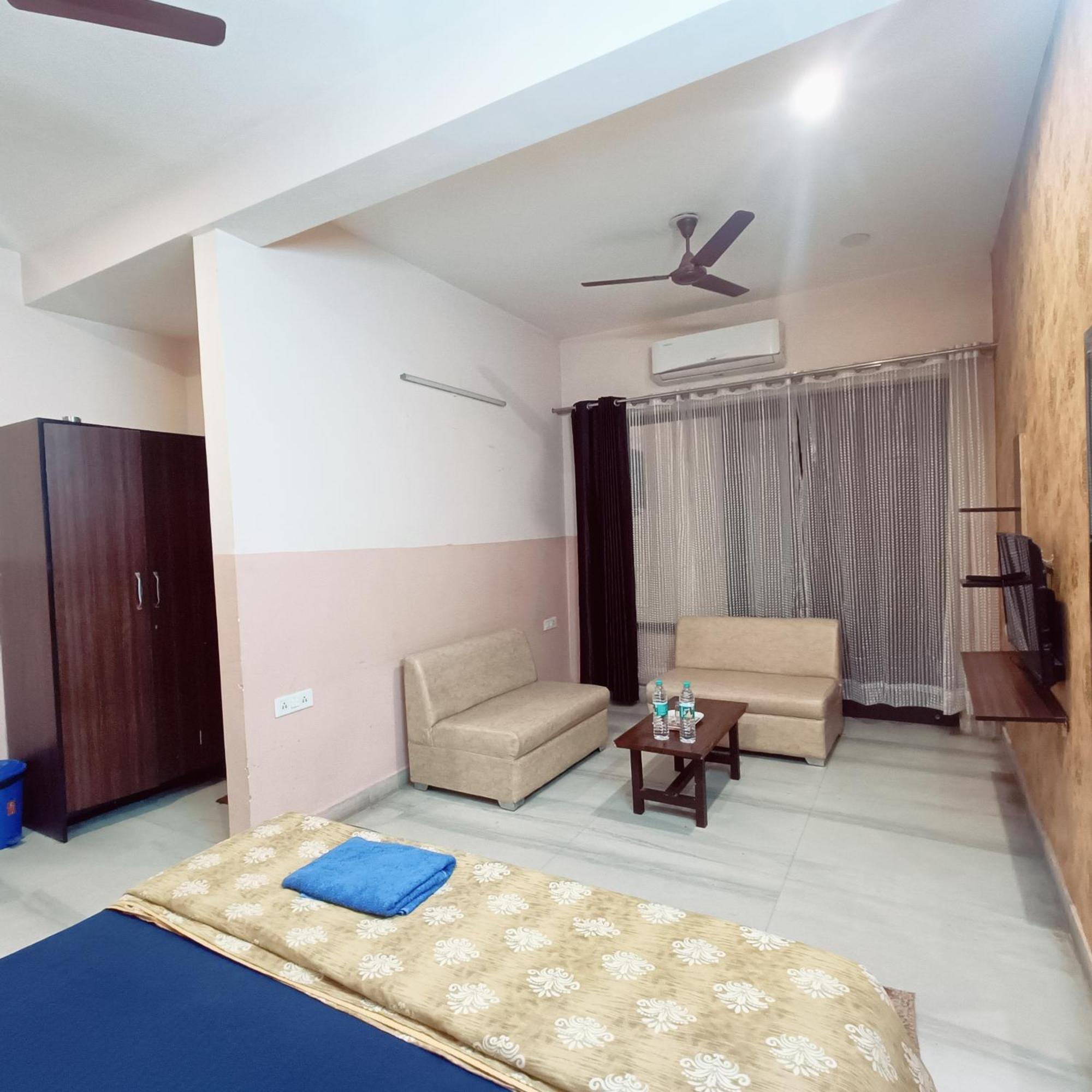 Apartamento Mi Casa Sector 47 Gurgaon Exterior foto