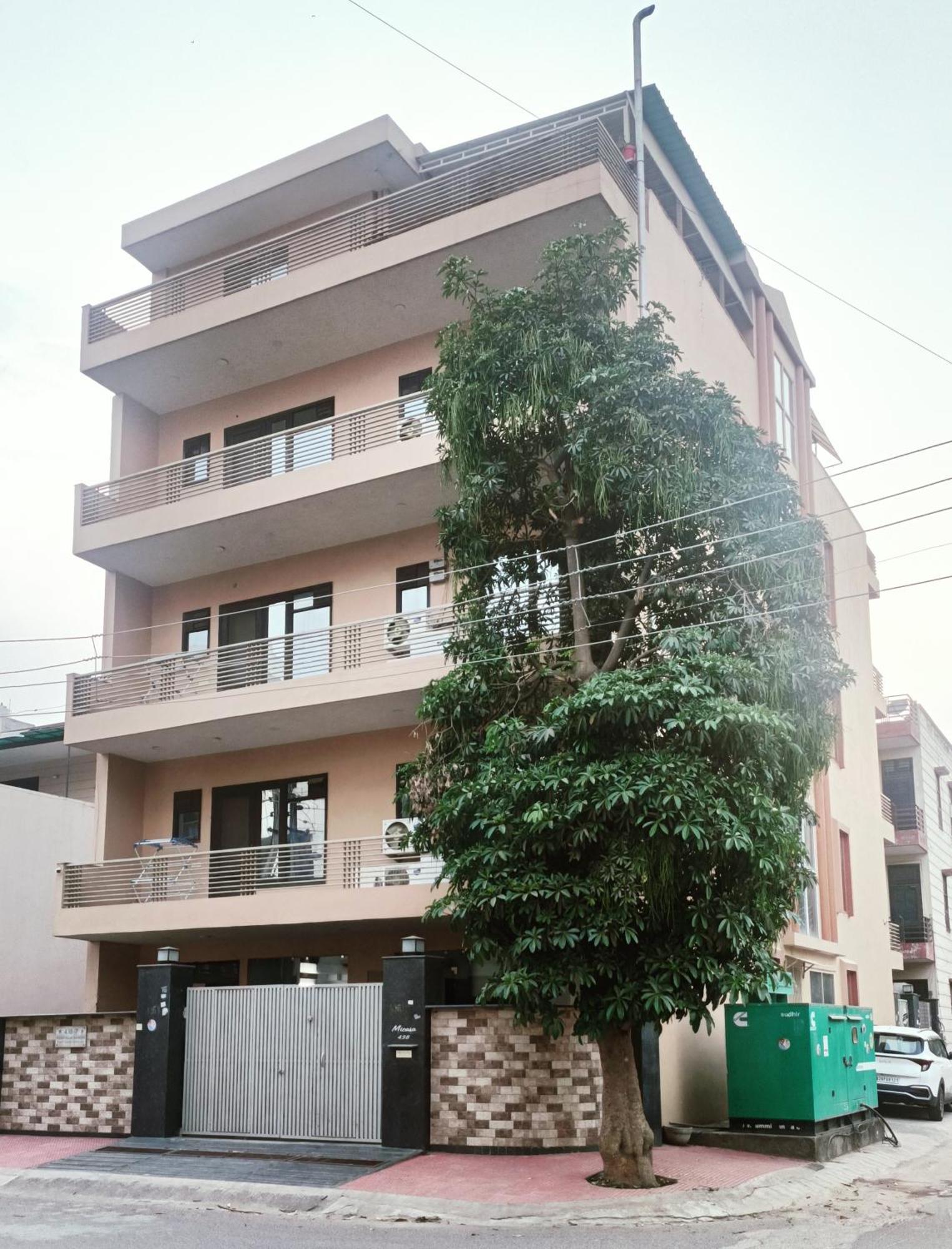 Apartamento Mi Casa Sector 47 Gurgaon Exterior foto